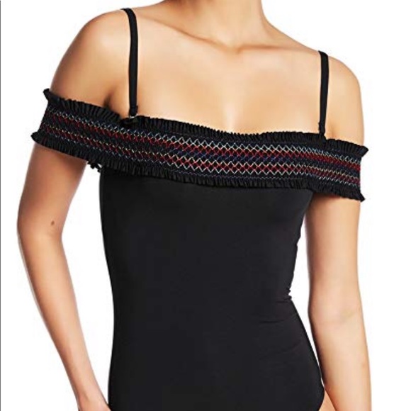 Other - Blue Rod Bettie Off Shoulder Bandeau Black 1183